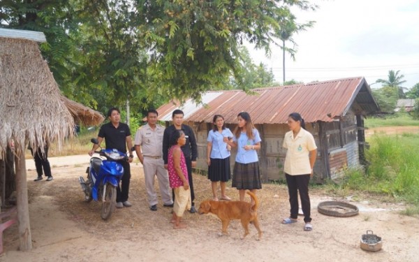 ร่วมมอบอุปกรณ์ช่วยเหลือทางการแพทย์ รถโยกสำหรับผู้พิการ wheelchair